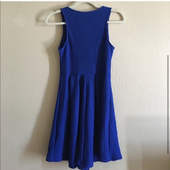 NWT 💙 Brand New LUSH Dress Size XS - Picture 3 of 4
